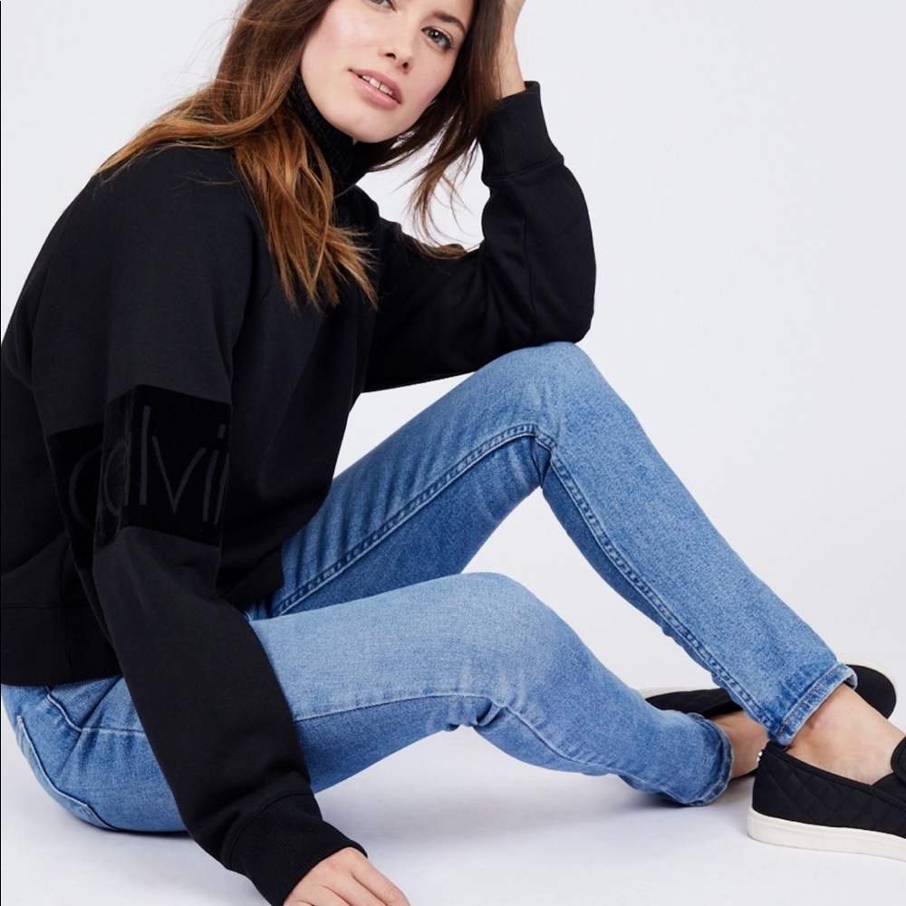 Calvin Klein sweatshirt